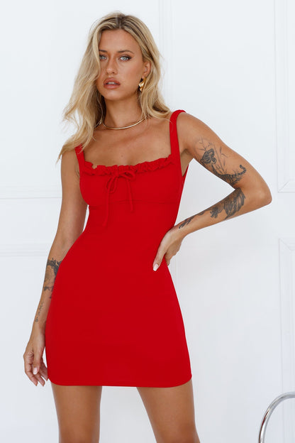 Megan - Vestido Corto Rojo Brillante